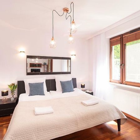 Beachfront Apartment Haga With Free Parking By Noclegi Renters Sopot Kültér fotó