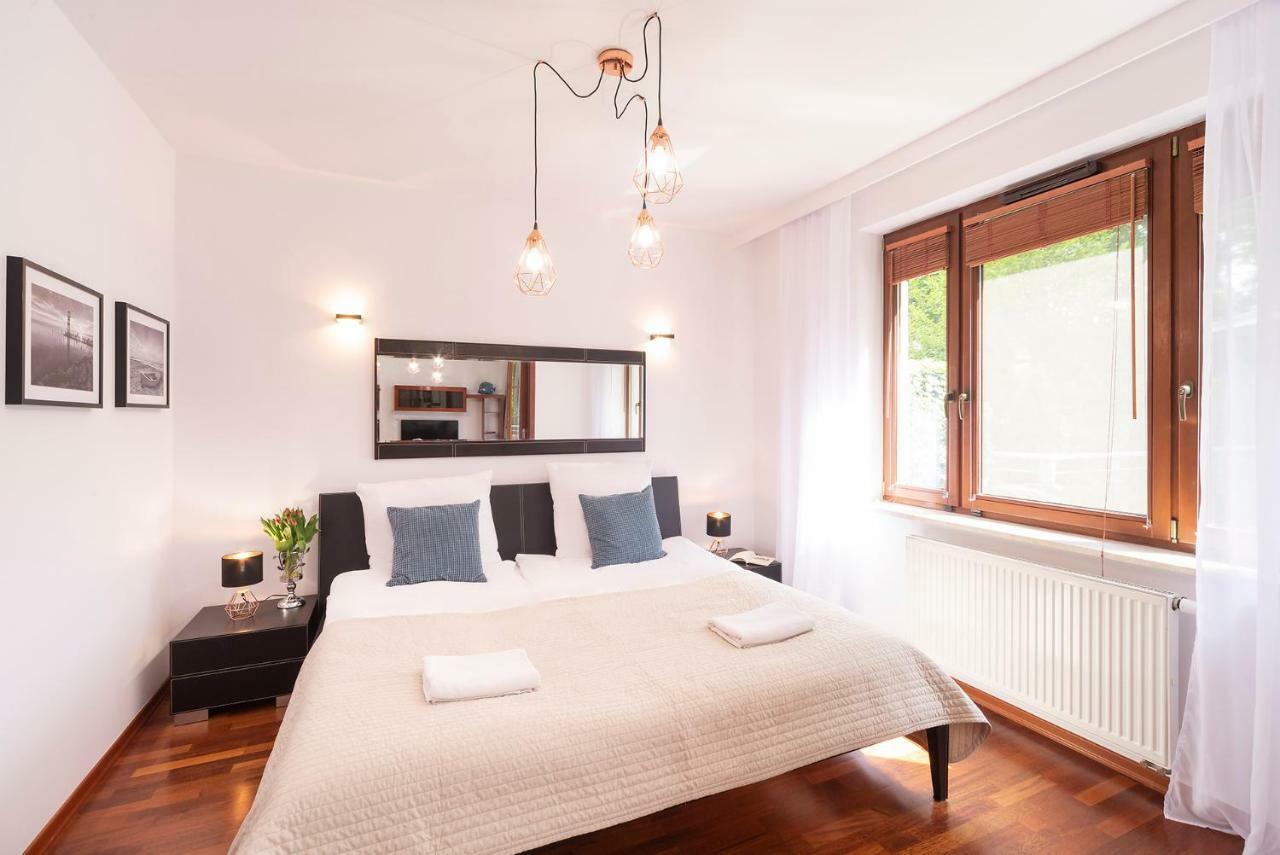 Beachfront Apartment Haga With Free Parking By Noclegi Renters Sopot Kültér fotó